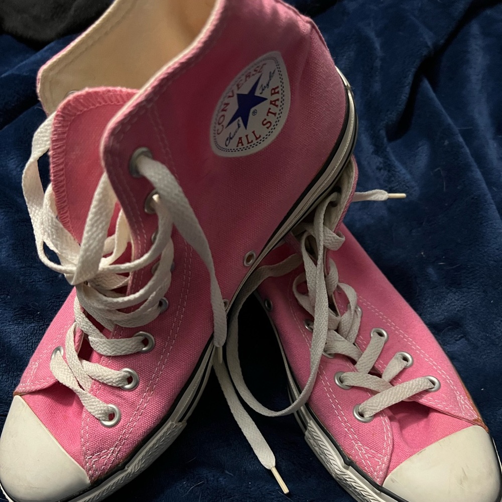 Converse High Tops Sz 10 Women’s